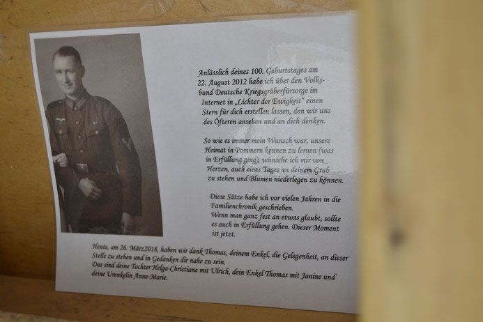Am deutschen Soldatenfriedhof in Chiinu hngt eine Karte Darauf steht eine Botschaft Eine Frau sucht ihren Vater Er verschwand im Zweiten Weltkrieg Foto Elisabeth Prnbacher