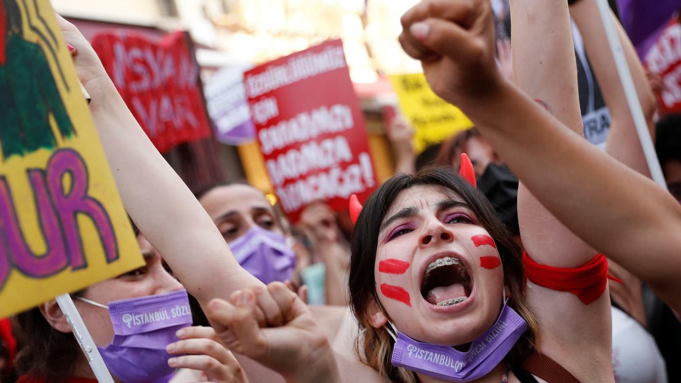 Zahl der Femizide in der Türkei steigt: Jeden Tag sterben fünf Frauen durch männliche Gewalt