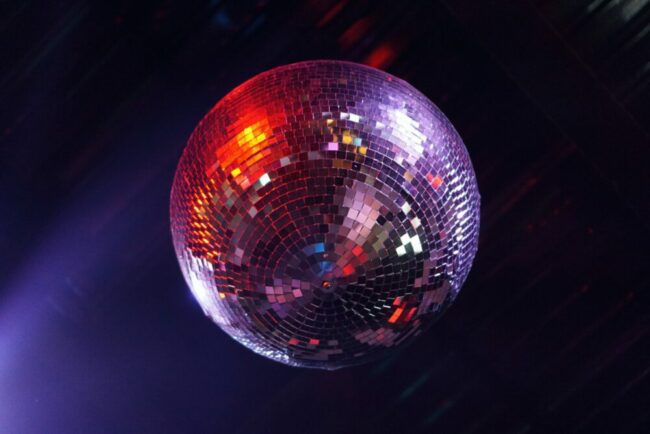 Neueröffnung: Die Diskothek Joys Lippstadt öffnet nach 18 Monaten wieder die Pforten! | (c) Justin Tramel auf unsplash.com
