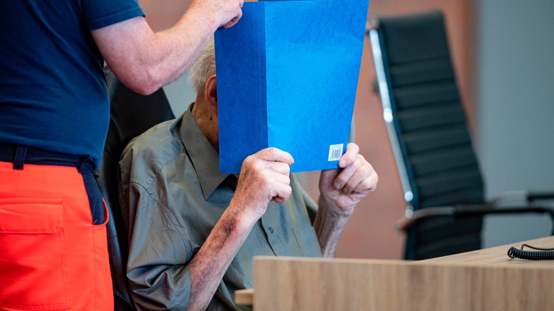 Beihilfe zum Mord: 101-jähriger KZ-Wachmann zu fünf Jahren Haft verurteilt