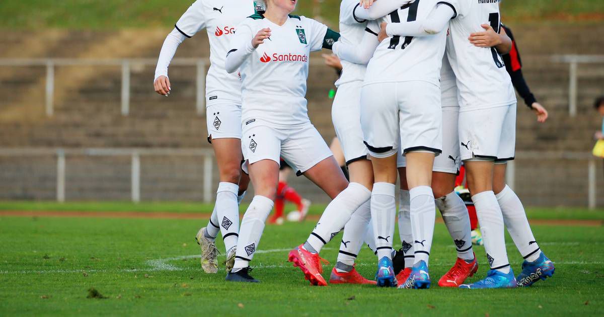 Fussball-Regionalliga: Borussia springt per Auswärtspunkt auf Platz eins