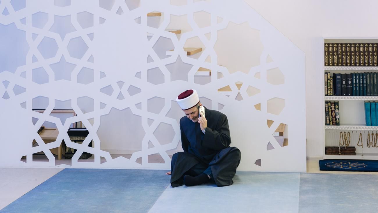 Imam Benjamin Idriz: "Der Islam hat kein Problem mit Juden"