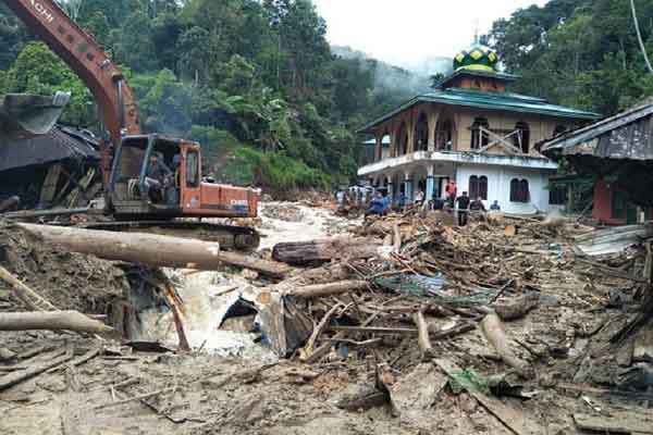 Landslides due to heavy rain in Indonesia, 11 people died