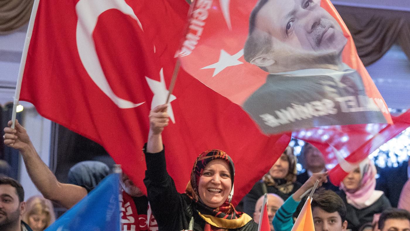 Machtwechsel in der Türkei?: „Mit jeder gewonnenen Wahl ist Erdogan autoritärer geworden"