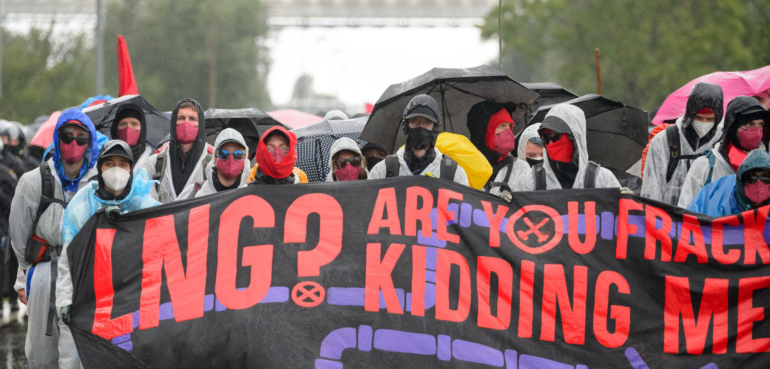 Mit Kanus, Masken und Zelten: So lief der große Klima-Protest im Norden