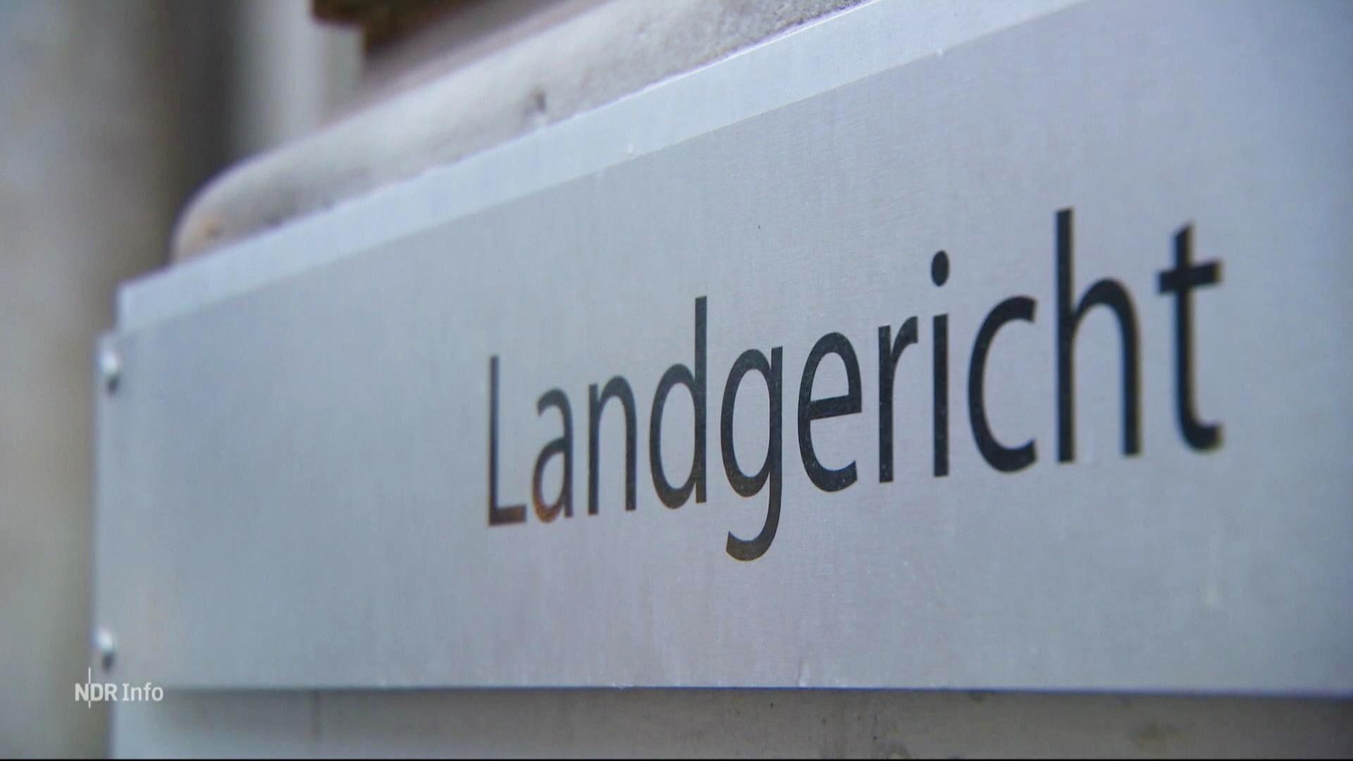NDR Info: 14-Jähriger wegen heimtückischen Mordes vor Gericht | ARD Mediathek