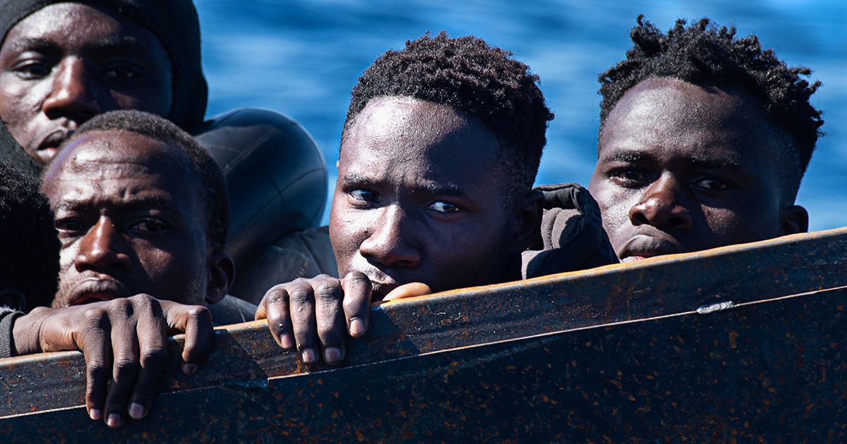 Sea Eye 4: Während Geflüchtete ertrinken, setzt Italien Rettungsschiff fest