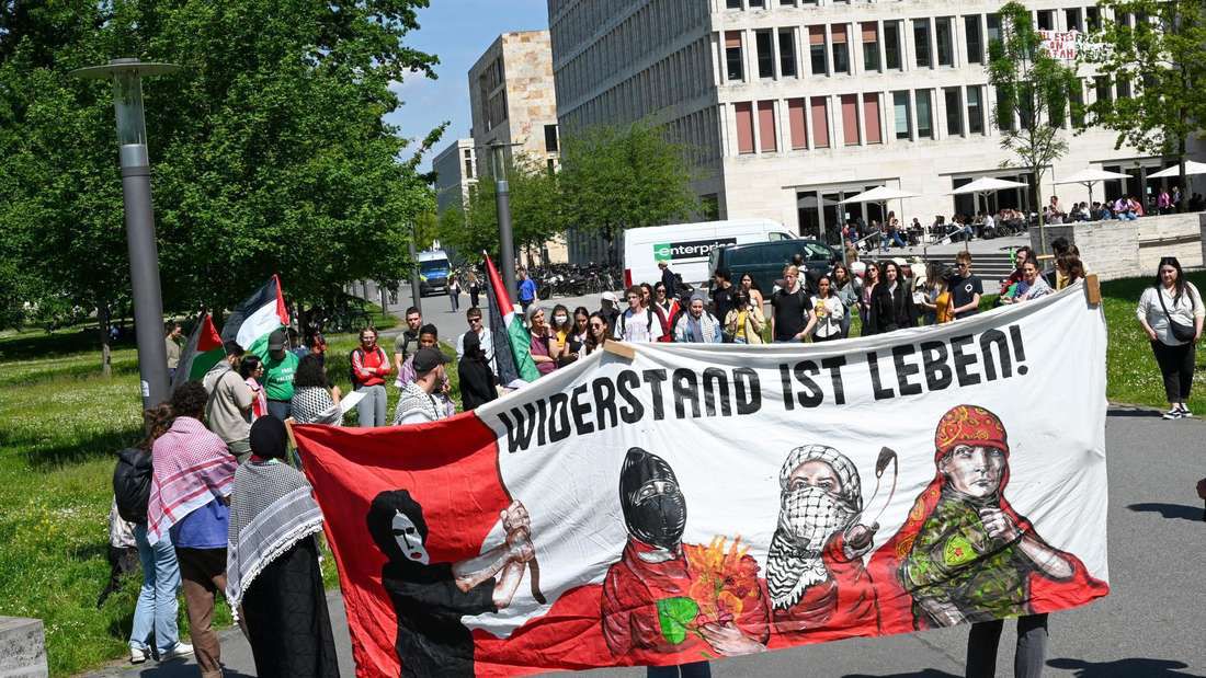 Pro-Palästina-Kundgebung in Frankfurt: „Yallah, Intifada" am Campus