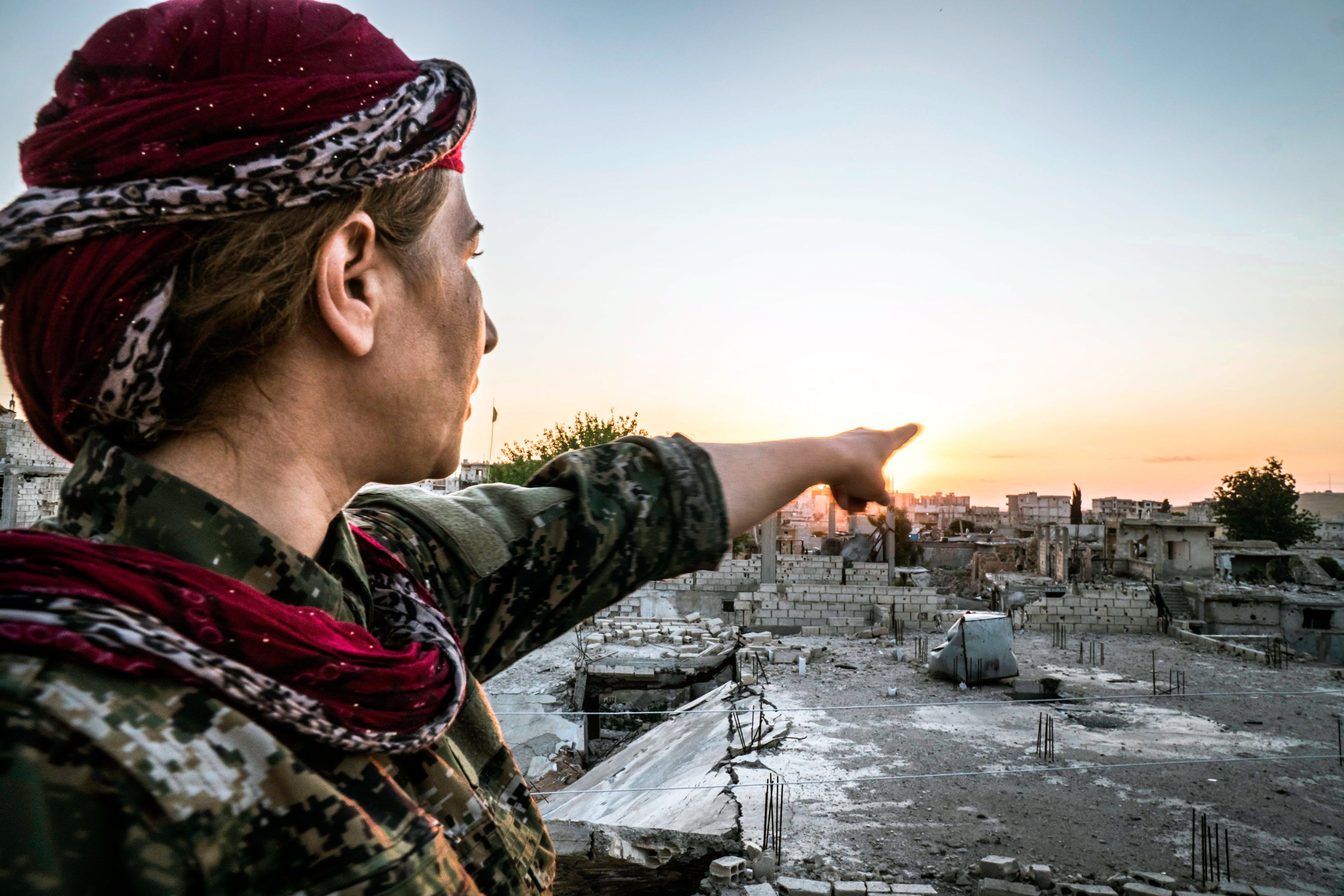 Frauenrevolution in Nordsyrien - Mit Willen und Waffen