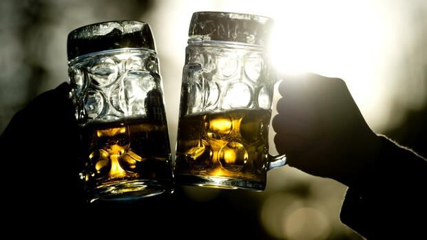 Bierbranche: Brauereien leiden unter heißem Sommer - Preise für Braugerste und Hopfen deutlich gestiegen
