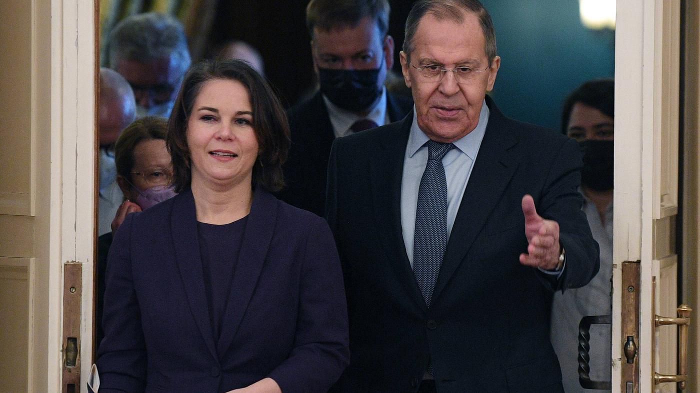Mehr Fokus auf Friede und Sicherheit: Wie würde feministische Außenpolitik auf Putin antworten?