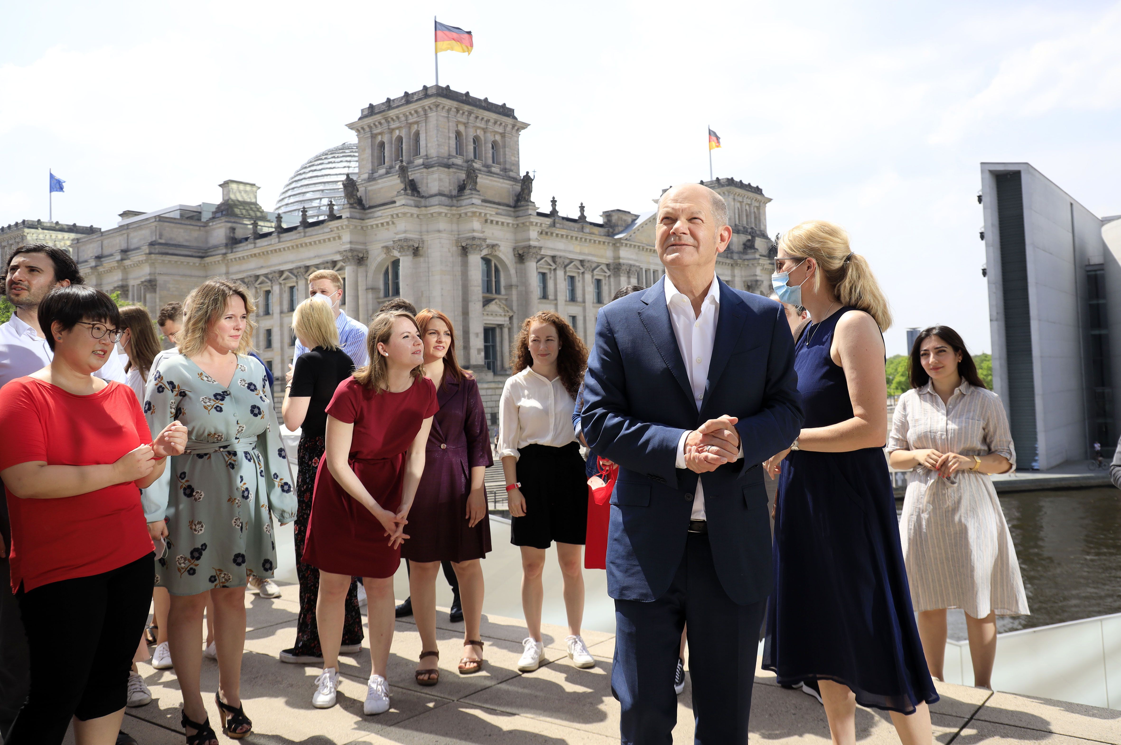 Junge Abgeordnete im Bundestag - "Mein Leben hat sich komplett verändert"