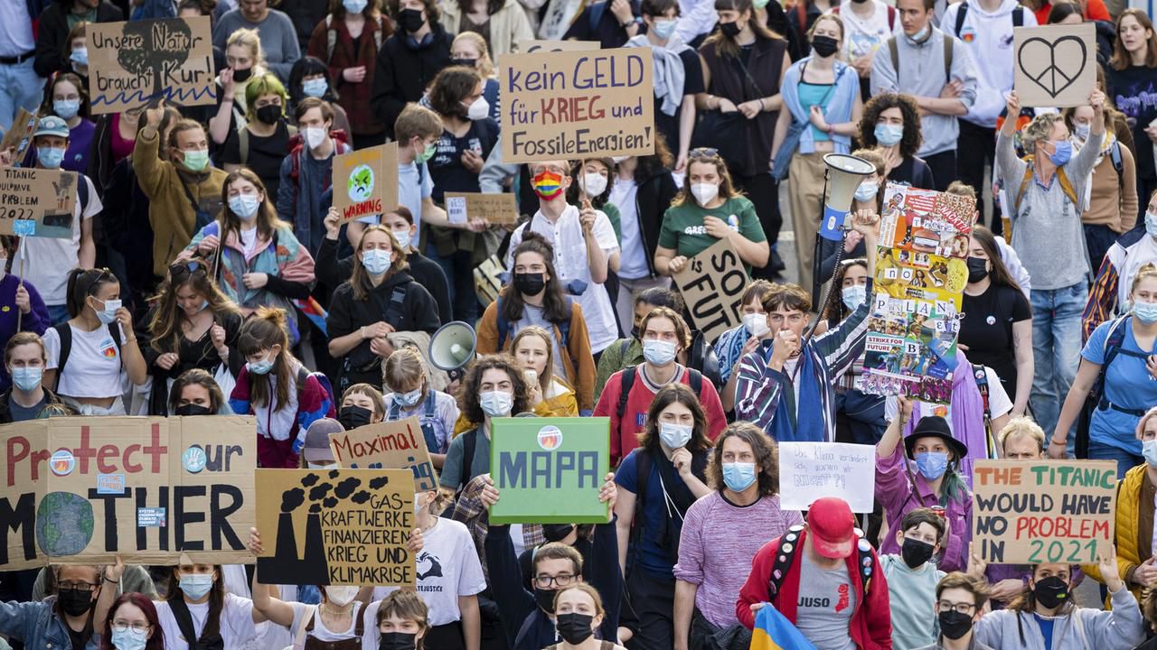 "Kulturzeit" vom 25.08.2022: Wie divers ist die Klimaschutzbewegung?