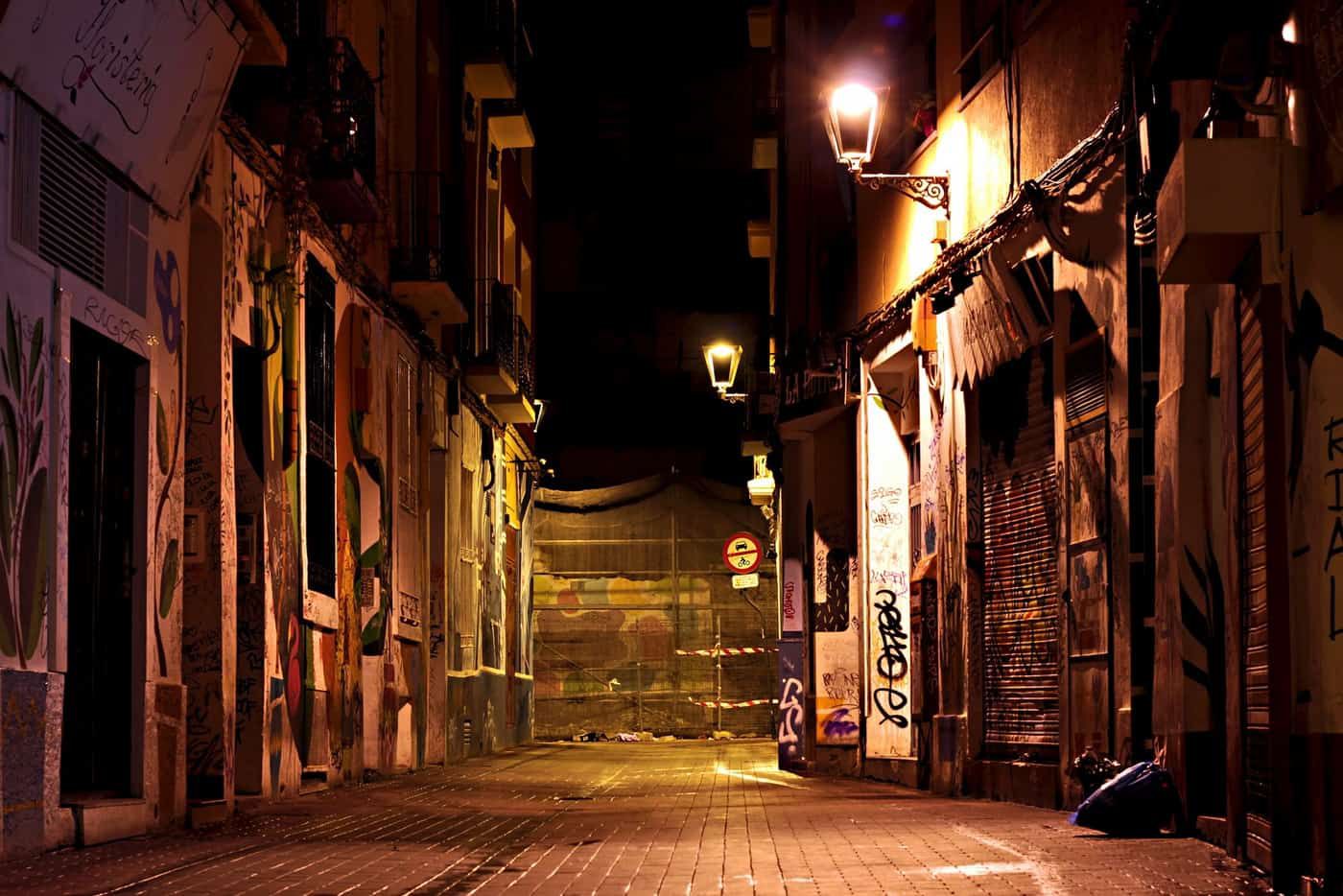 UNFAMILIAR ALLEYS: Finding novelty near your home