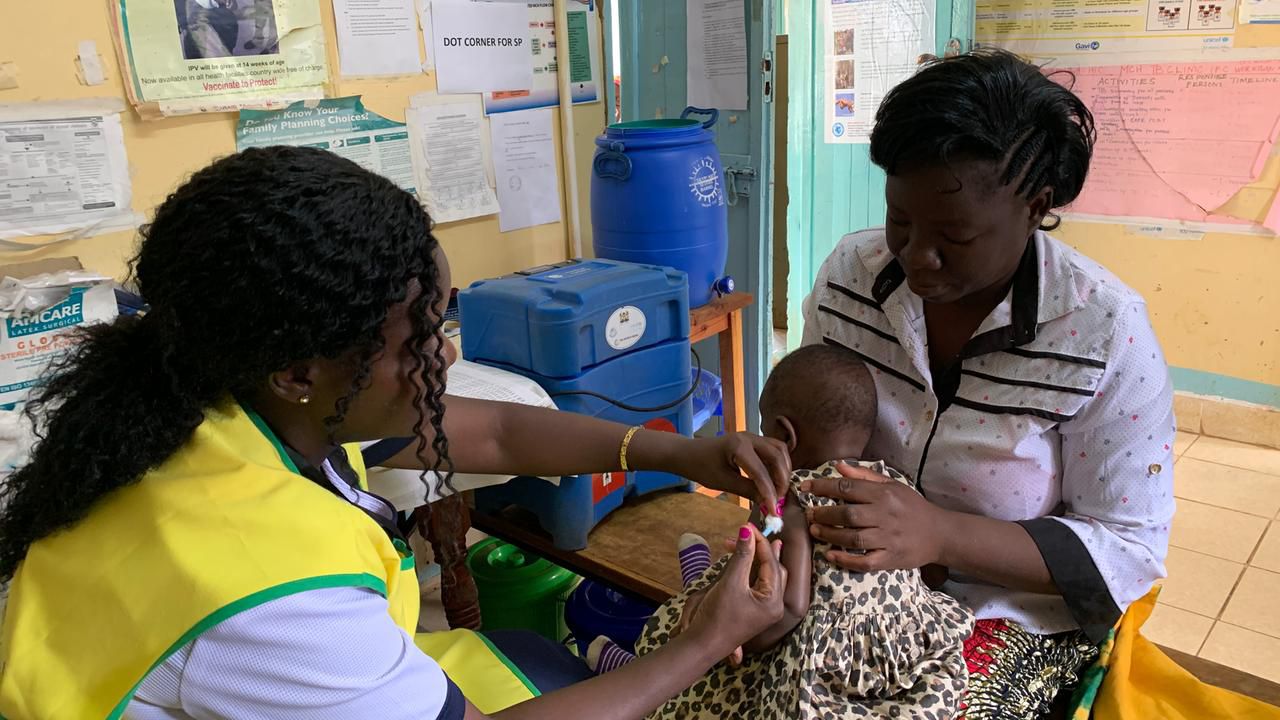 Welt-Malaria-Tag: Wie die Impfung in Kenia Leben rettet