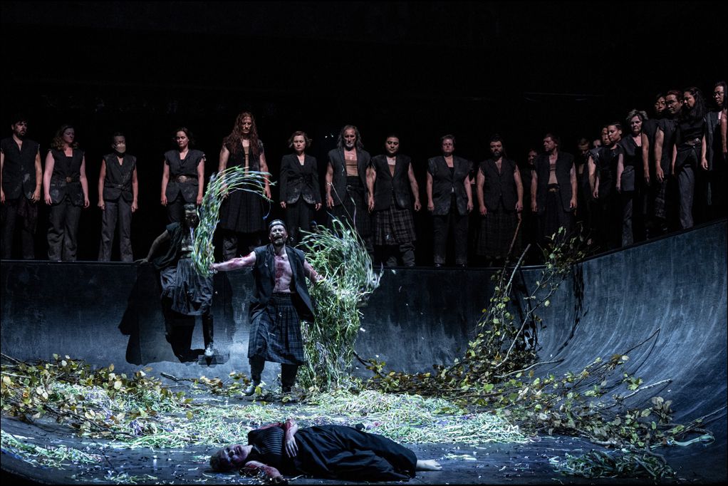 Deutsche Oper am Rhein begeisterte mit Giuseppe Verdis „Macbeth“ im Theater Duisburg