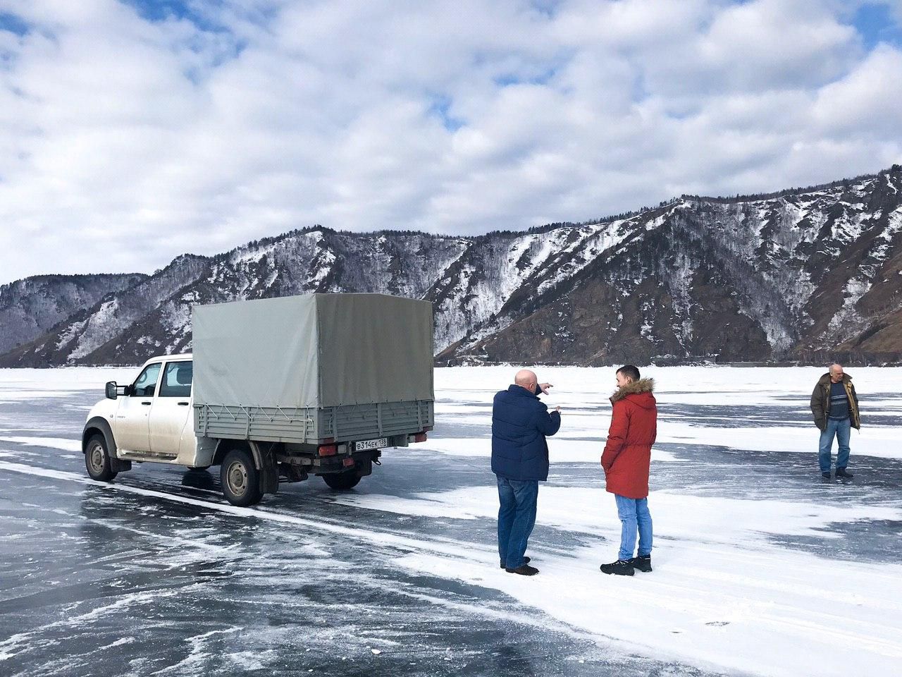 Neutrino-Teleskop im Baikalsee: Vom Eis zu den Sternen