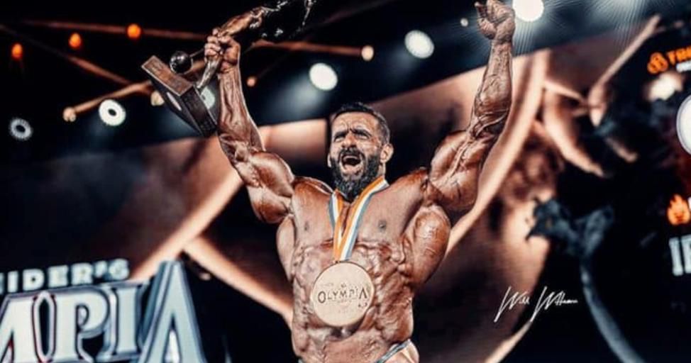 Hadi Choopan, The Bodybuilding Campion Who Dedicated His Title To The "Honorable Women" Of Iran