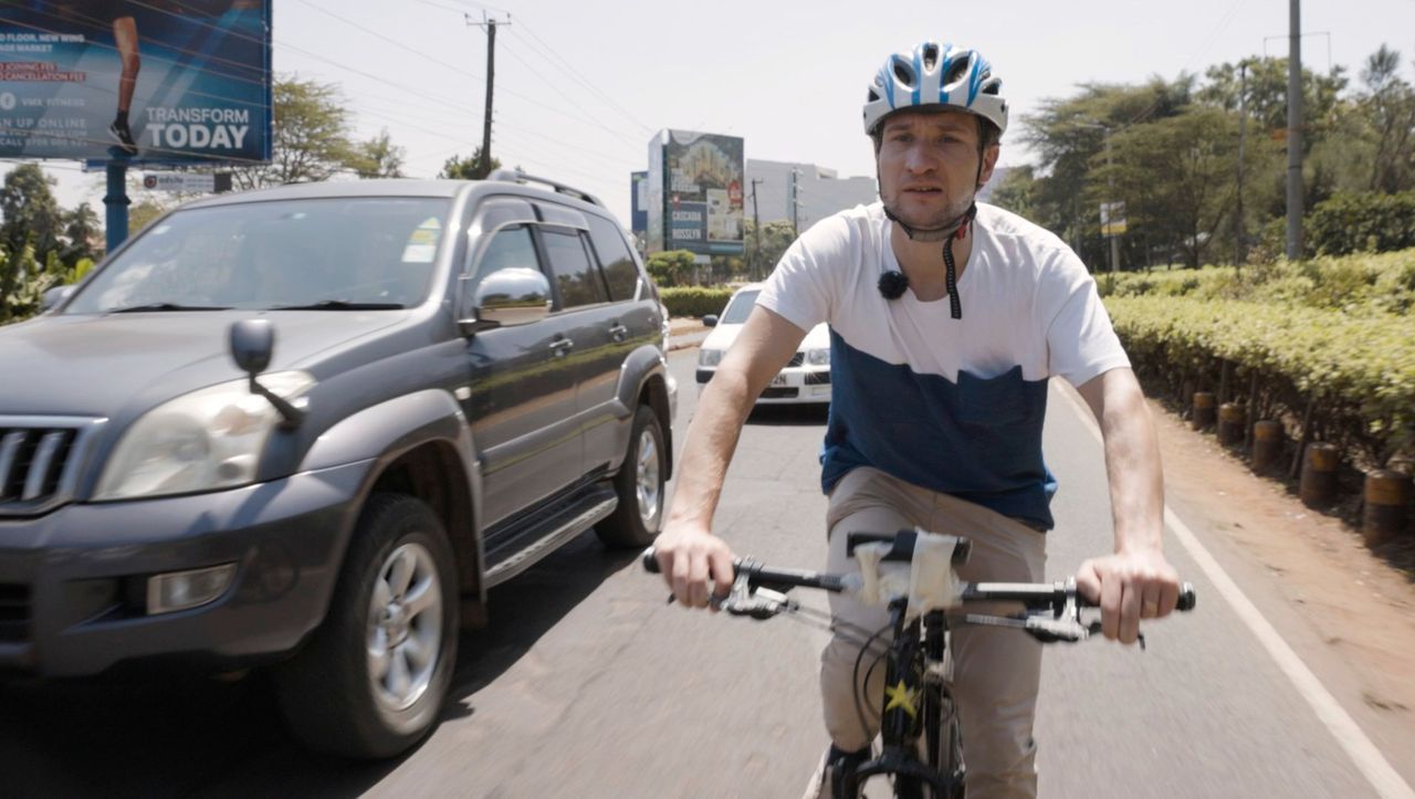 Kenia: Mit dem Fahrrad durch Nairobis Autodschungel