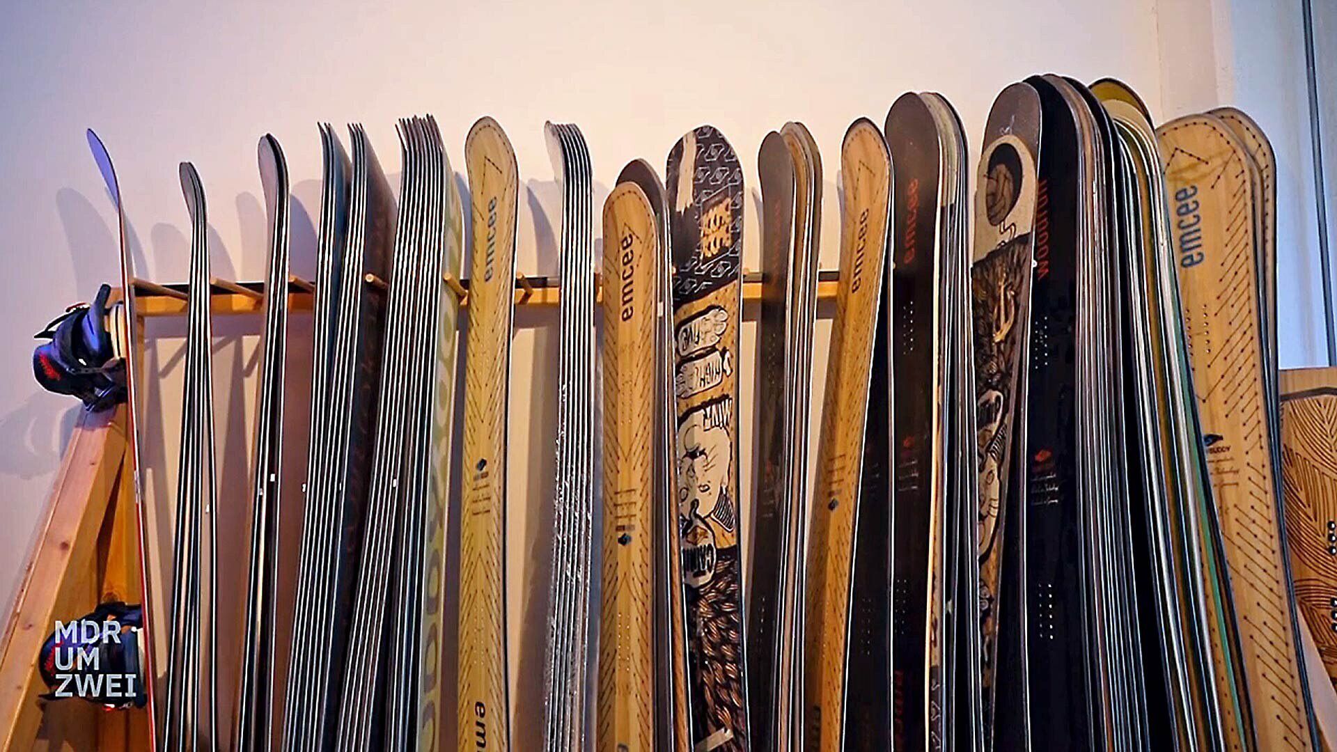 MDR um Zwei: Made in Zschopau: Snowboards und Skier aus Handarbeit