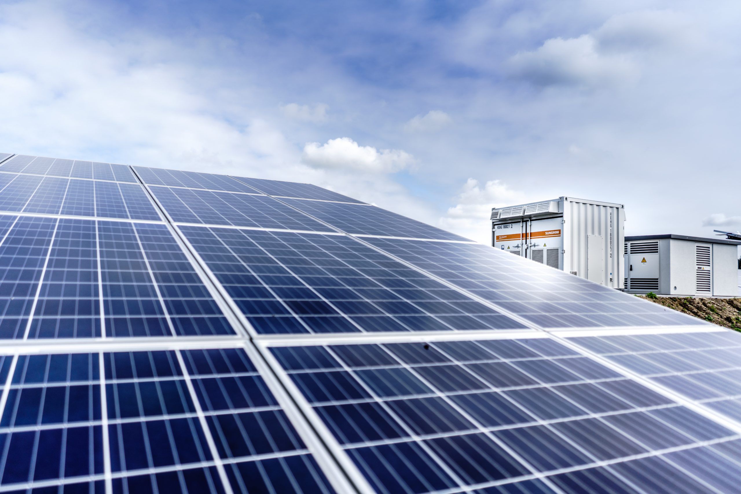 Lohnt sich eine Photovoltaik-Anlage im Jahr 2023? [1]