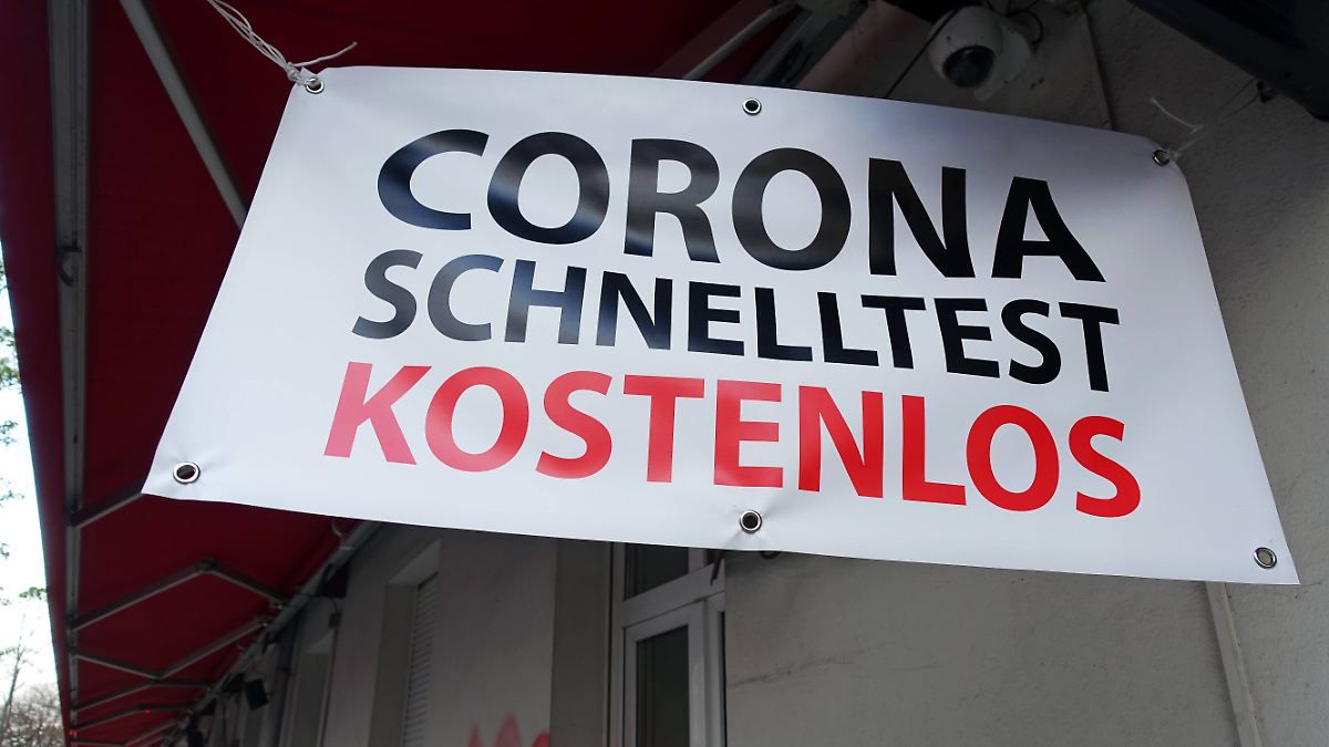 Das große Geschäft der Corona-Testzentren