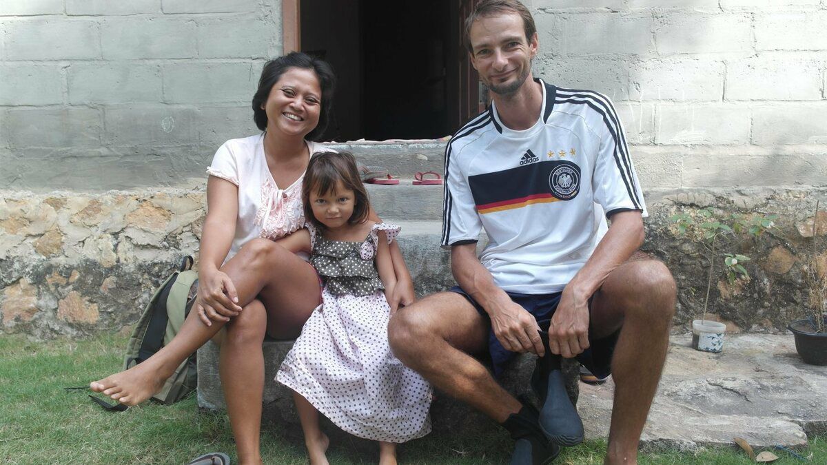 Warum eine Aussteigerfamilie von Indonesien in die Lausitz zurückkehrt