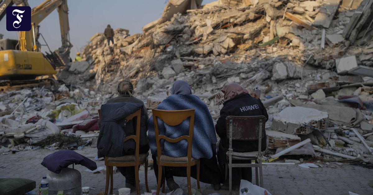 Erdbeben in der Türkei und Syrien: Geld abgezweigt und Hilfe blockiert