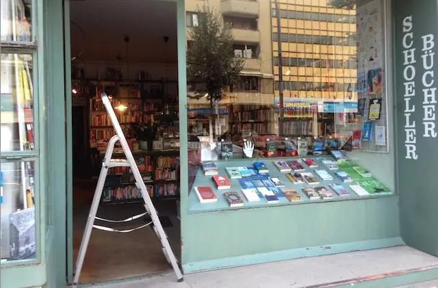 Bald geschlossen Berliner Buchhandlung am Savignyplatz