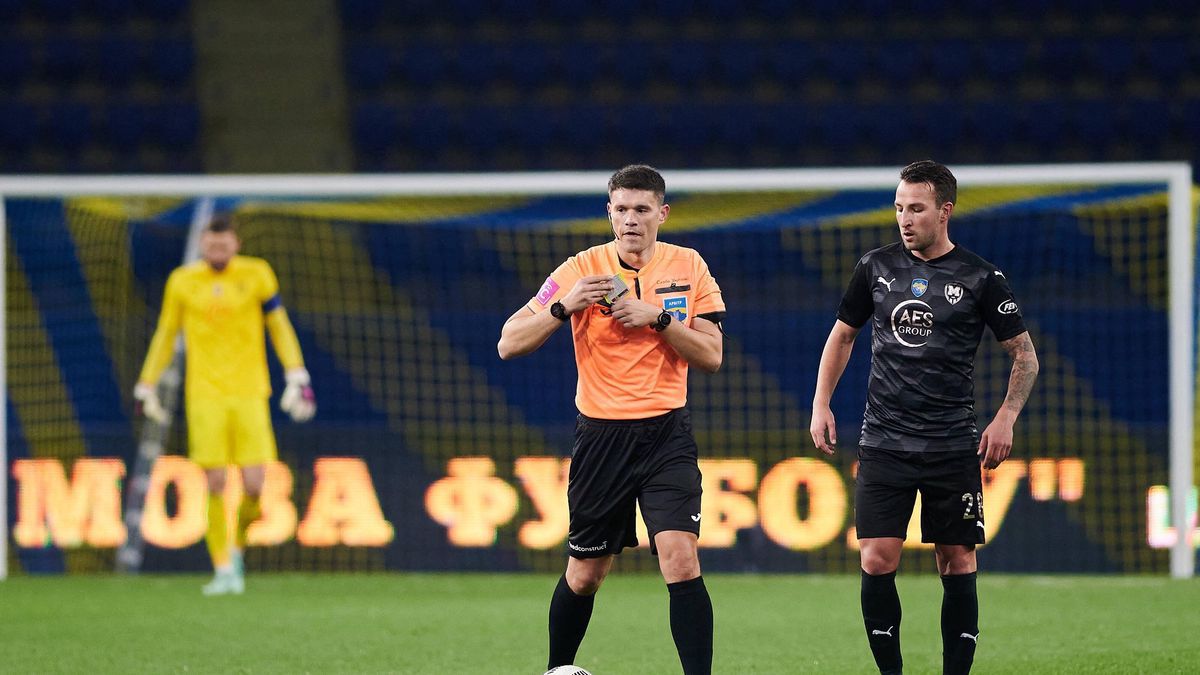 Fussball : In der Ukraine startet die Liga, während der Krieg tobt