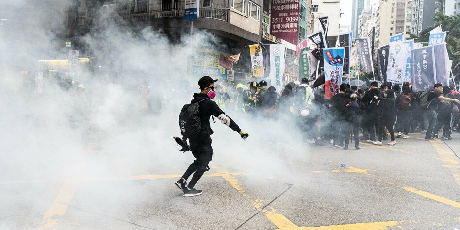 Demokratiebewegung in Hongkong: Aktivisten boykottieren Pekingfans