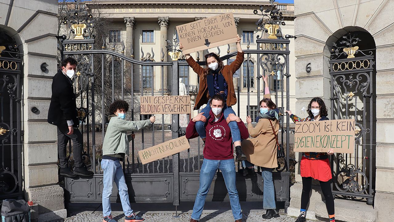 Studierendenproteste in der Pandemie: Sie wollen wieder an die Uni