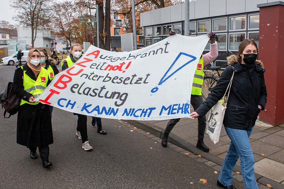 Gesundheit - Gute Arbeit im Krankenhaus: NRW ist bereit zum Streik