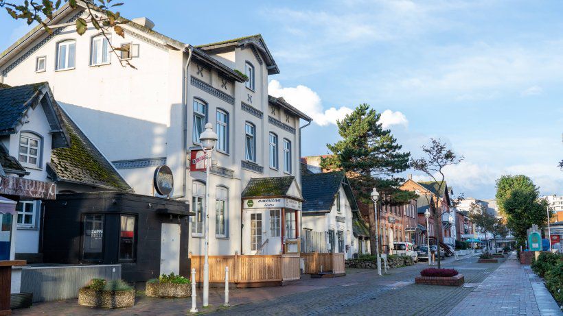 Corona-Ausbruch bei Party auf Sylt - auch Bar in Westerland betroffen