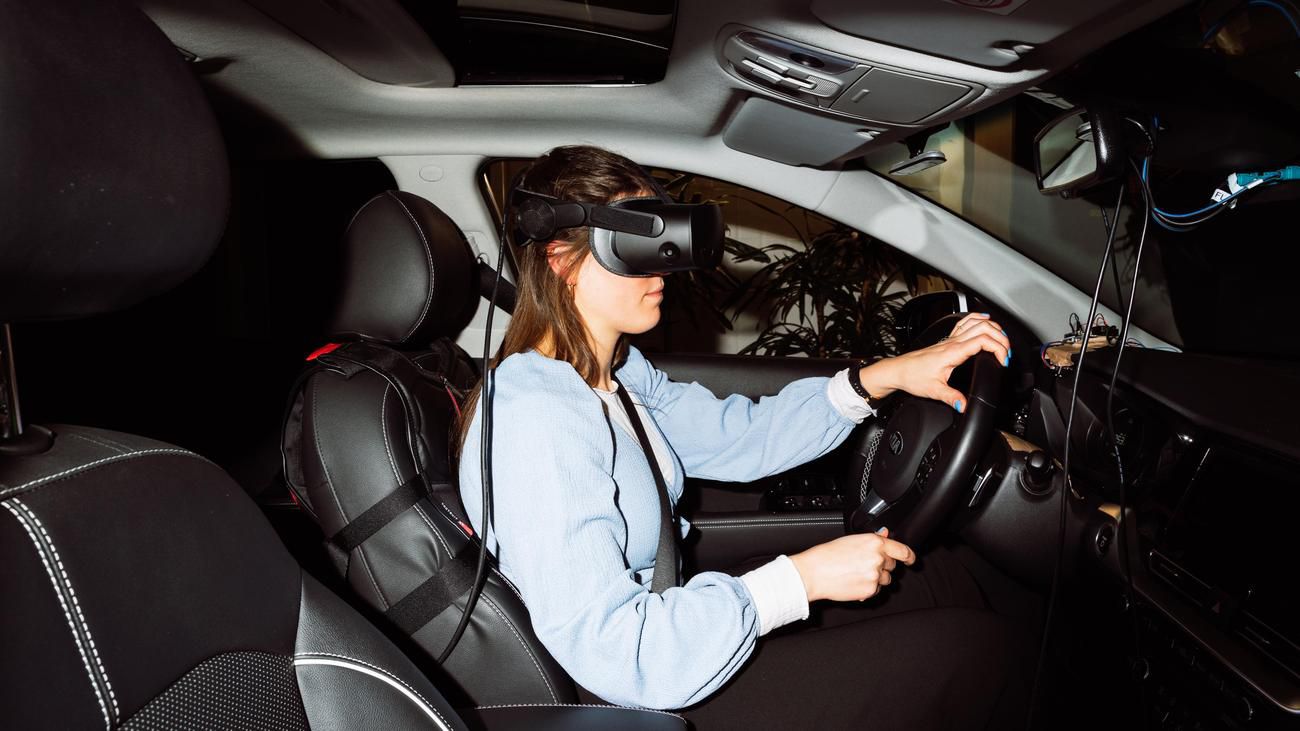 Autofahren lernen mit VR-Brille: Abbiegen wird zum Kampf gegen den Brechreiz