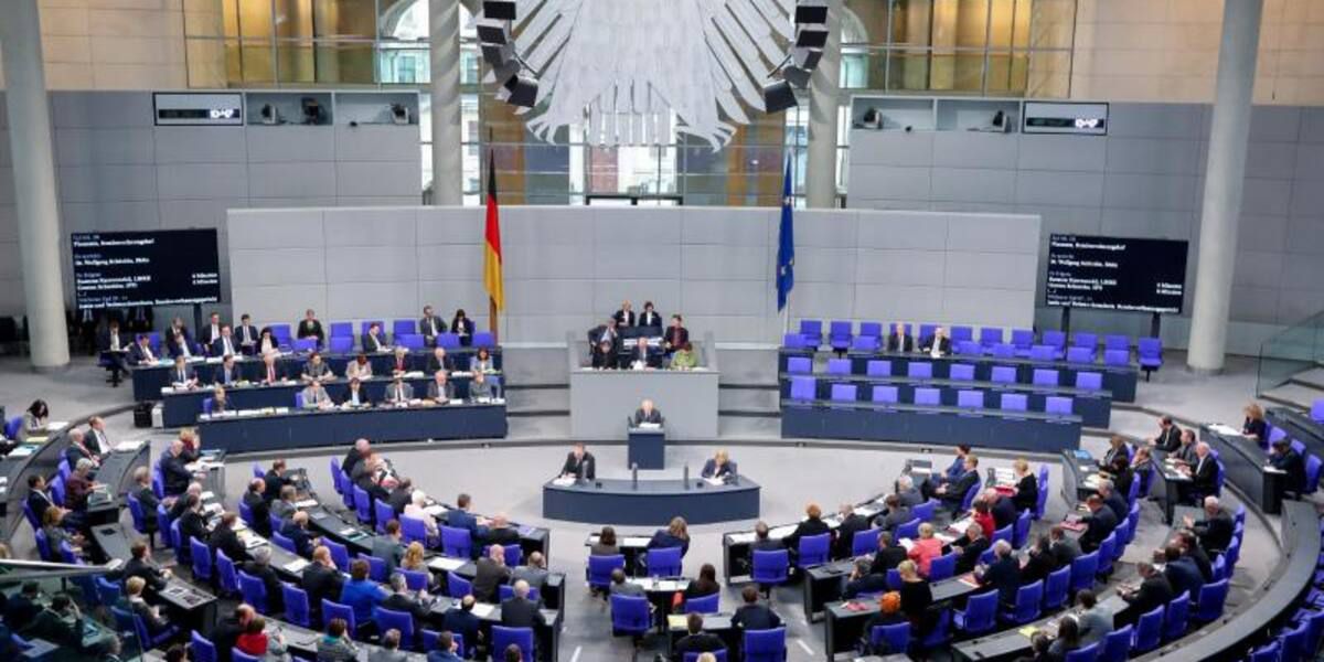 XL-Bundestag! 2017 sitzen plötzlich 100 Abgeordnete mehr in Berlin - das wird teuer