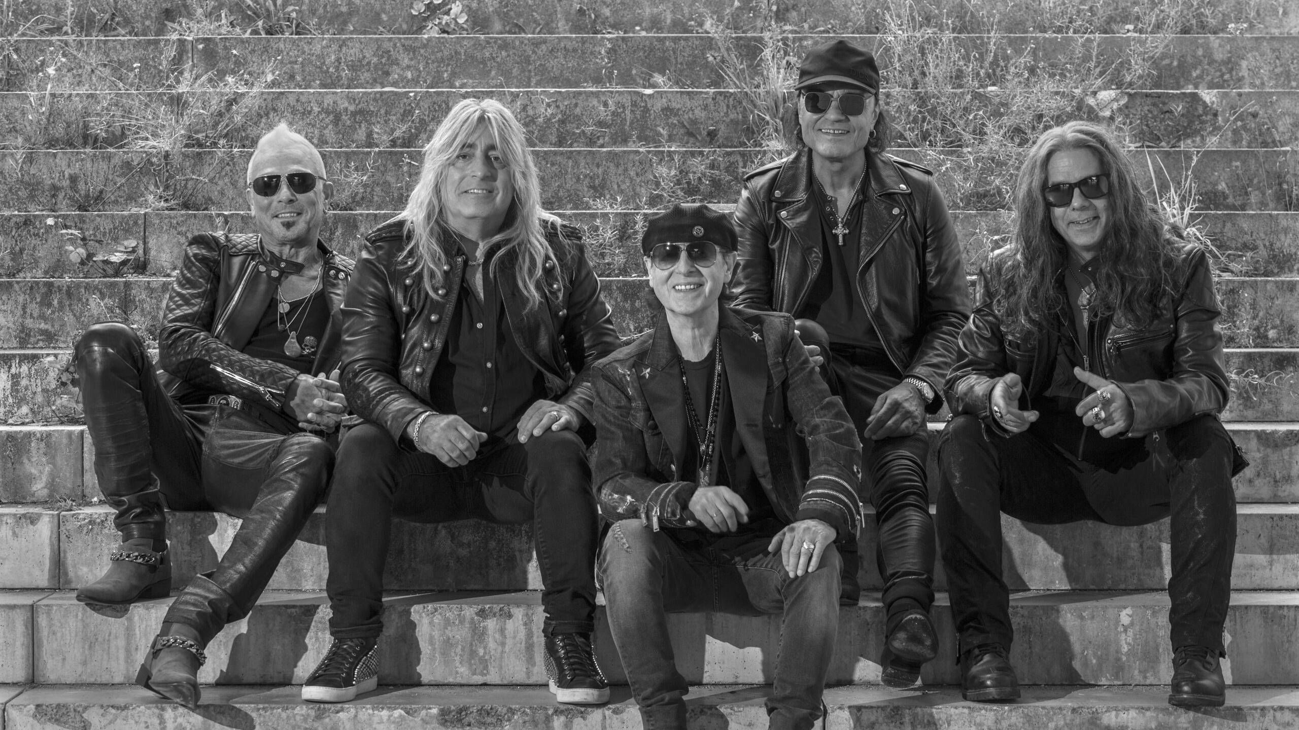 Scorpions live in New York: „Golden Jubilee Bangladesh Concert" - mit „Wind of Change" für die Ukraine