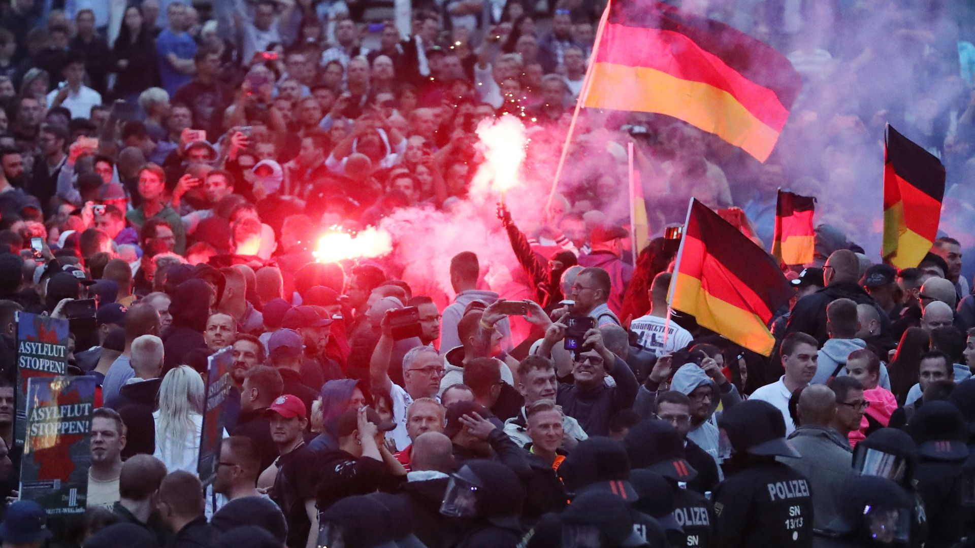 Fakes nach Tötungsdelikt: Das Trauerspiel von Chemnitz