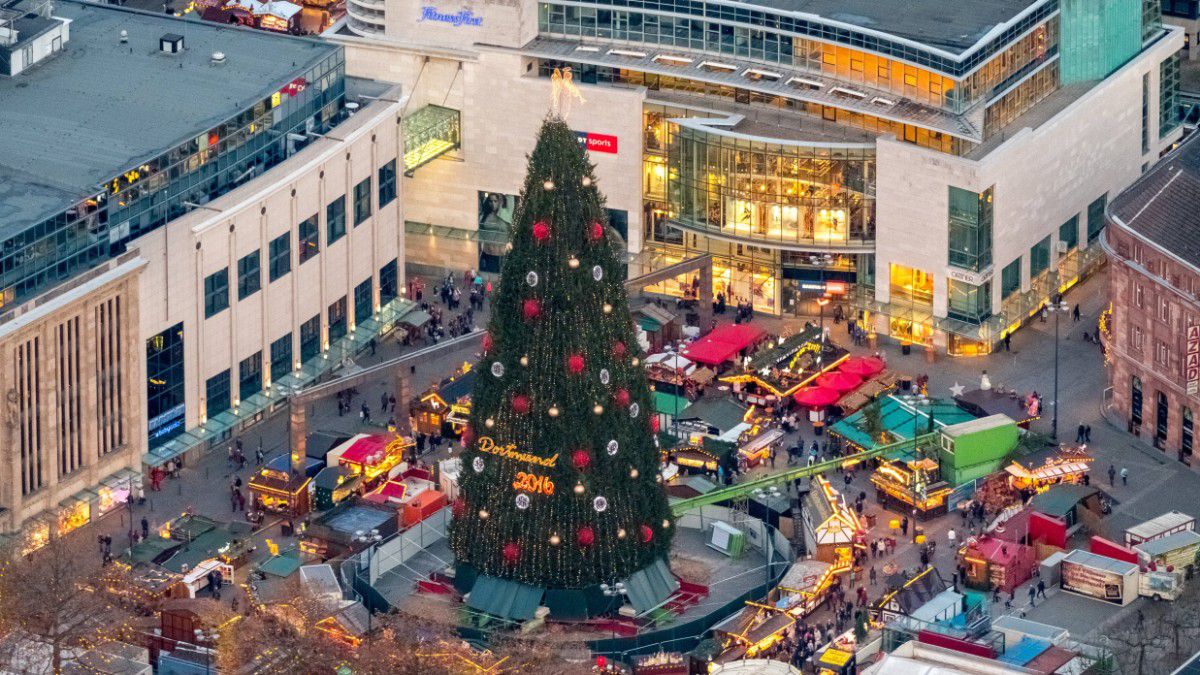 Wer hat den größten Weihnachtsbaum der Welt?