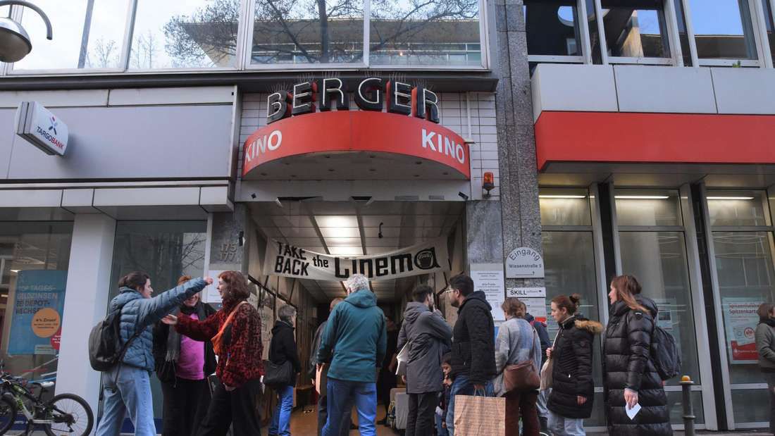 Besetztes Berger Kino in Frankfurt: „Die Leute freuen sich, dass endlich etwas passiert"