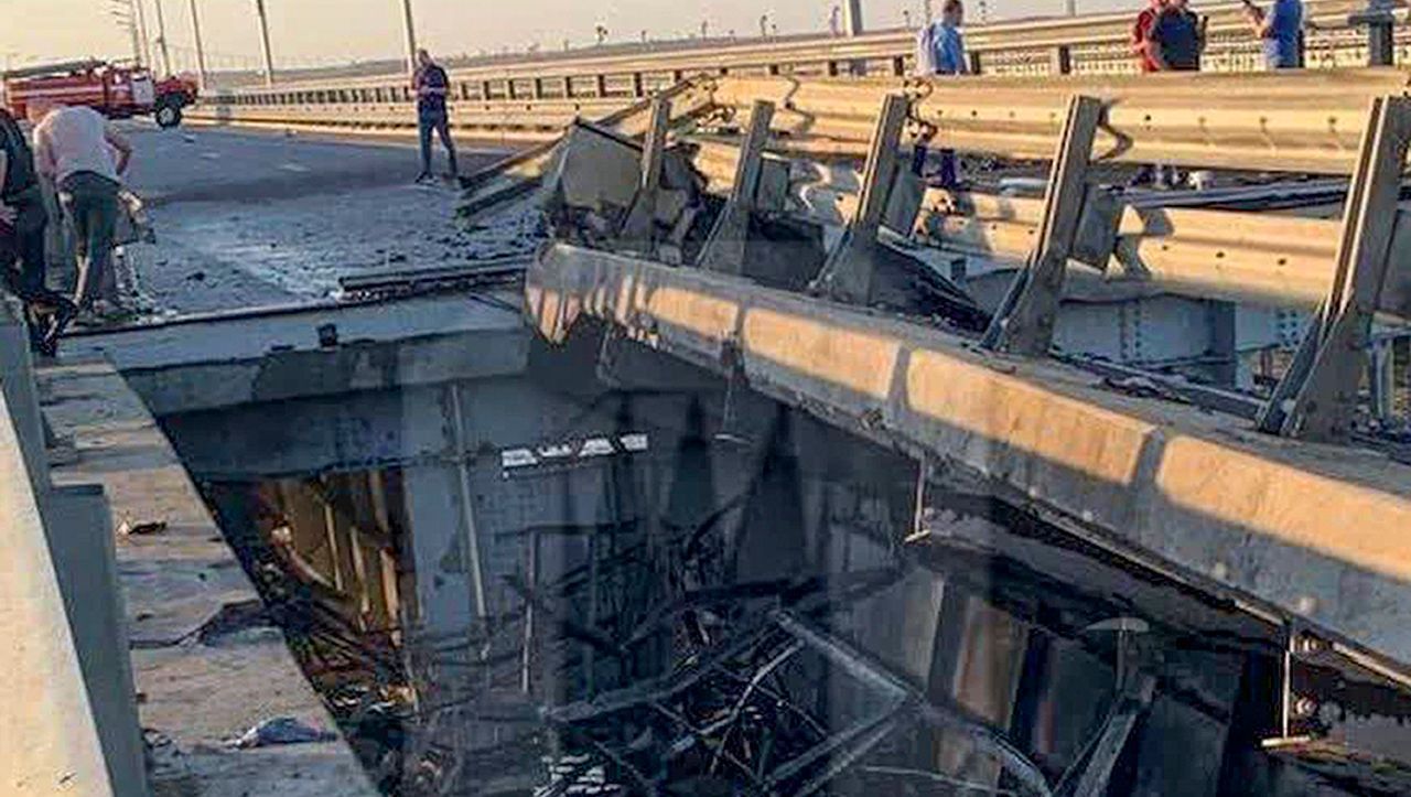 Mutmaßlicher ukrainischer Angriff: Video zeigt beschädigte Krimbrücke
