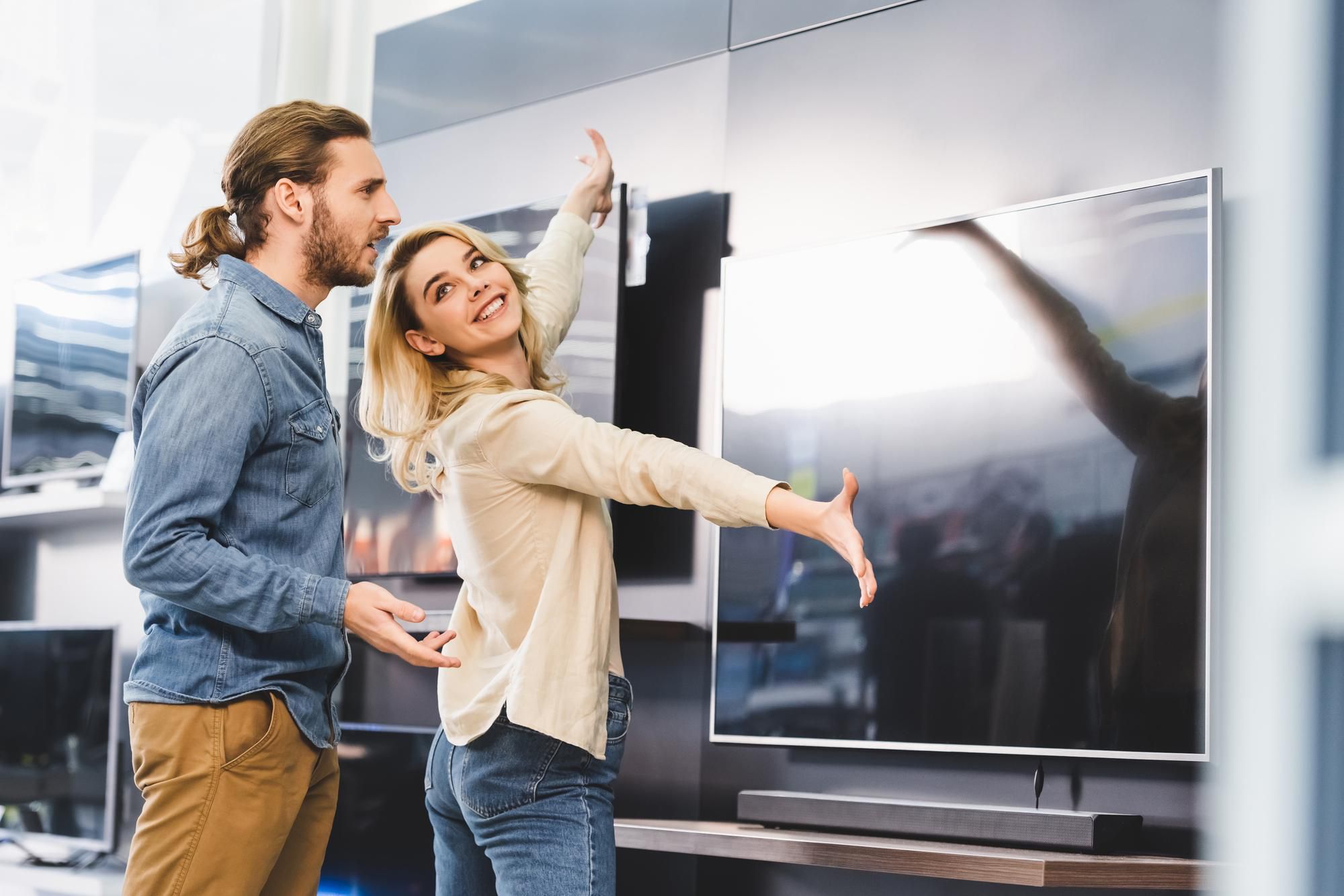 Fernseher mit 8K oder OLED: Verkaufsverbot ab März denkbar