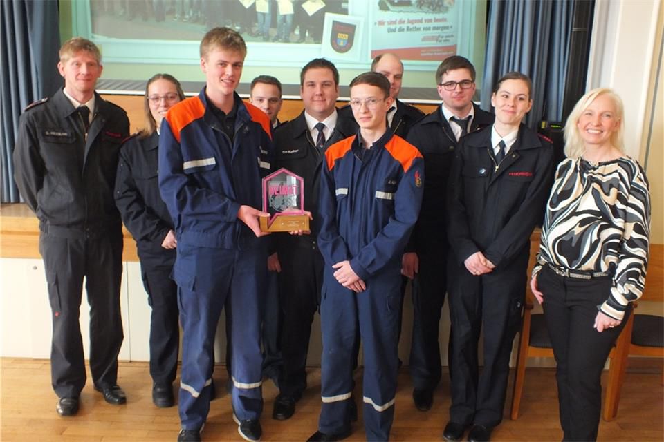 Jugendfeuerwehr gewinnt Heimatpreis in Velen