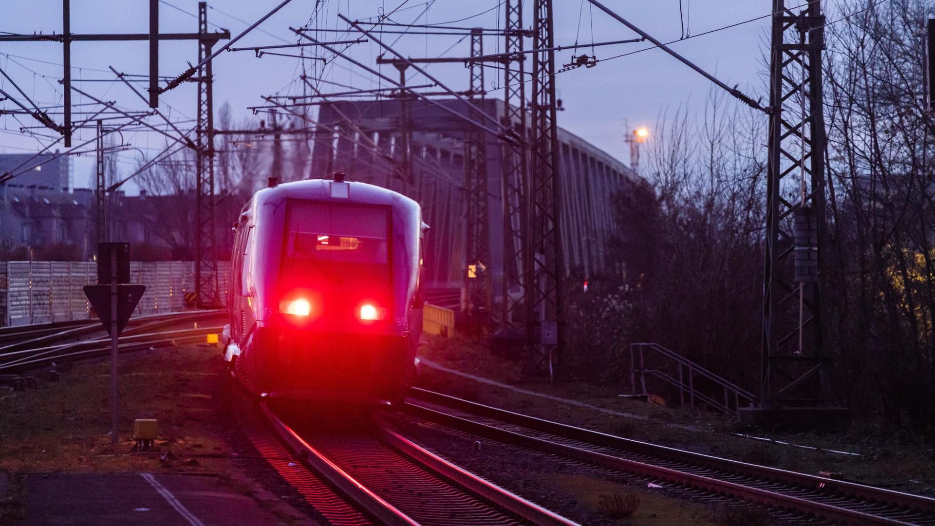 Zugverkehr im Herzen Europas - Wie nationale Eigenheiten die Verkehrswende verhindern