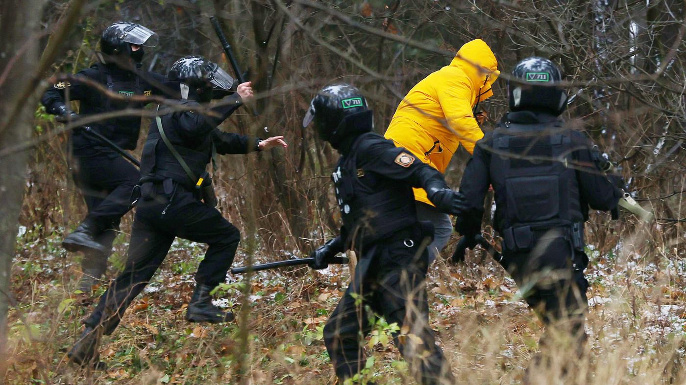 Flucht aus Belarus in die Ukraine: Der KGB drohte, sie im Wald zu verscharren