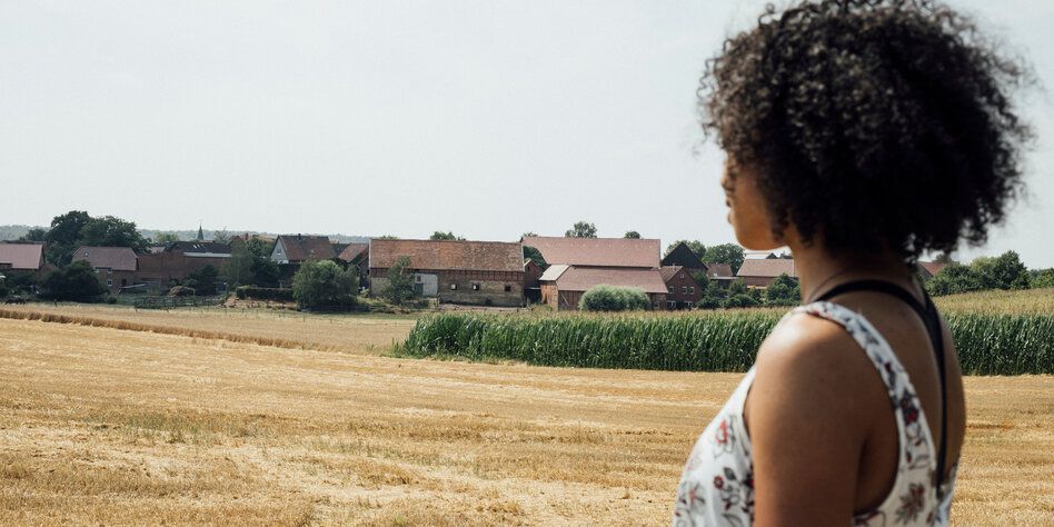 Als Schwarzes Kind auf dem Dorf: Die Wut kam später